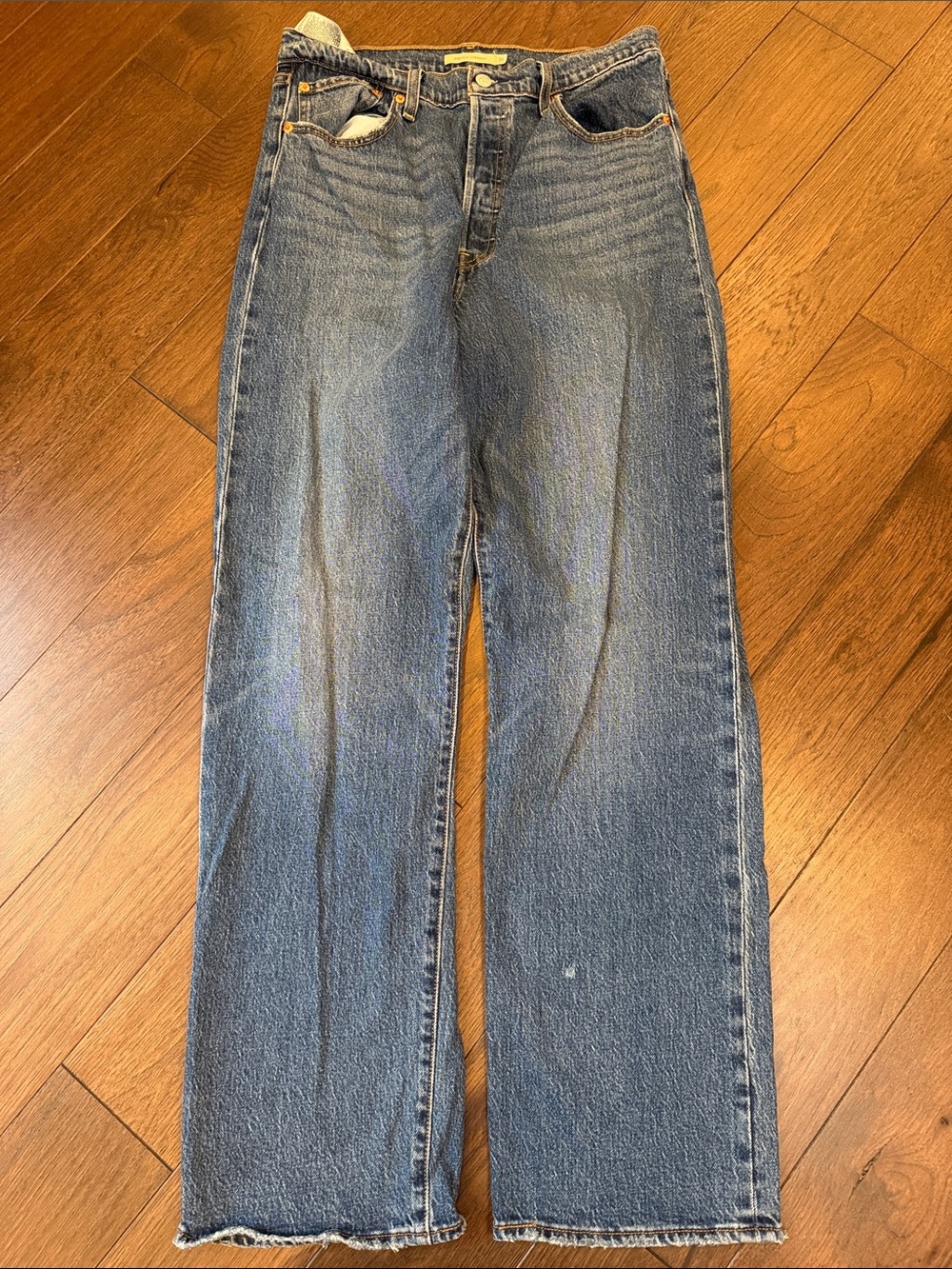 Levi’s Premium Ribcage Straight Ankle Jeans | Size 31 - C73-020